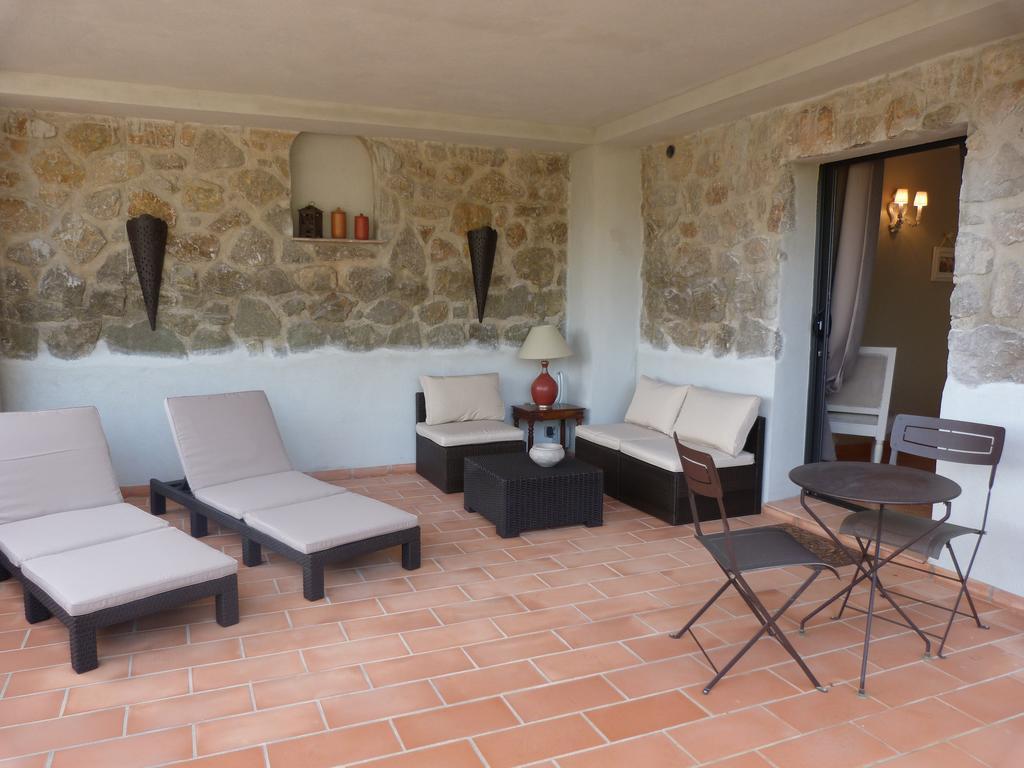 La Bastide Des Senteurs Hotel Peymeinade Room photo